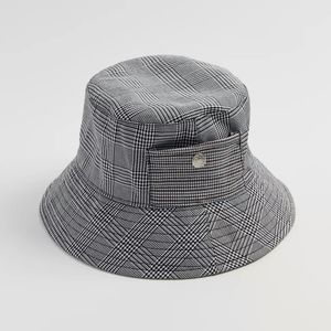 Small Plaid Pocket Bucket Hat